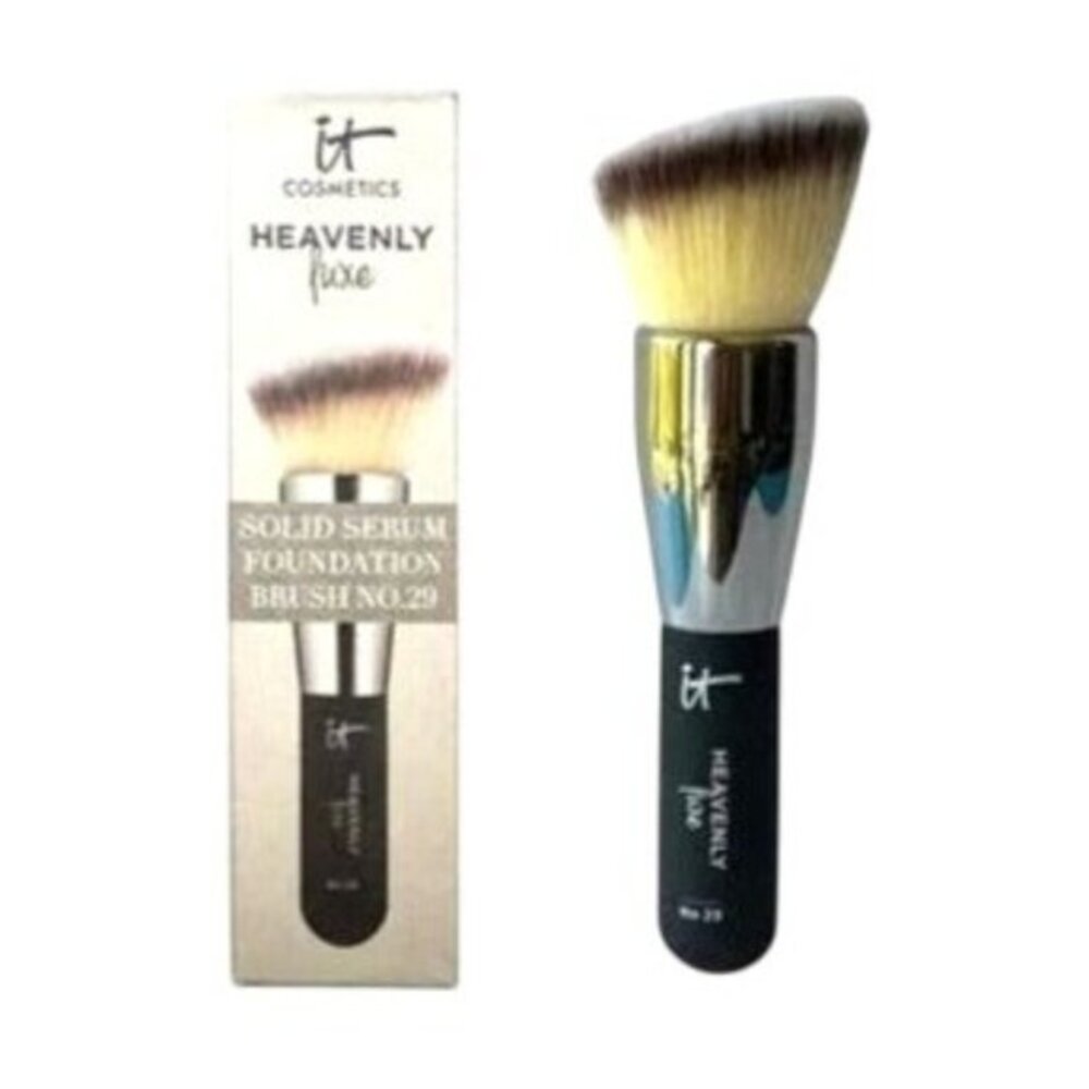 It Cosmetics Heavenly Luxe Solid Serum Foundation Brush No. 29